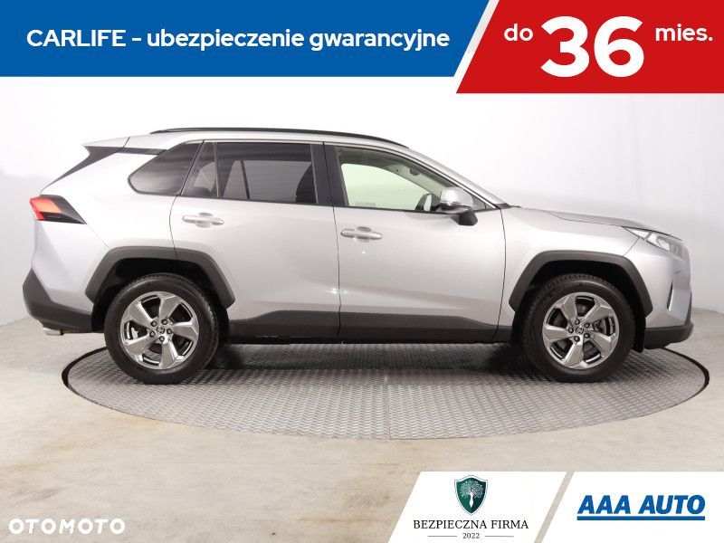 Toyota RAV4 - 7