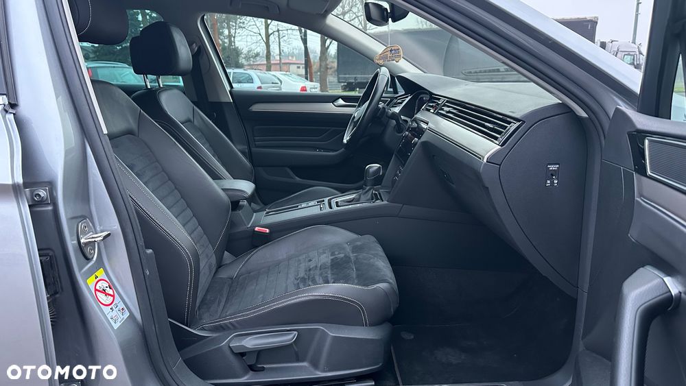Volkswagen Passat 2.0 TDI EVO Elegance DSG - 7