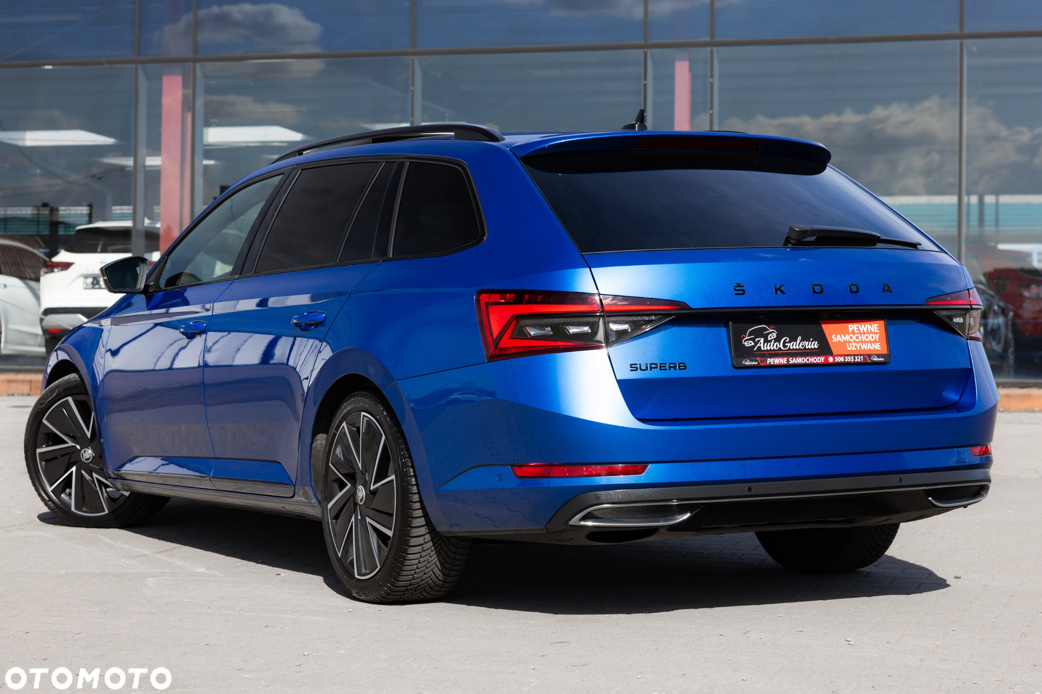 Skoda Superb 2.0 TDI DSG Sportline - 11