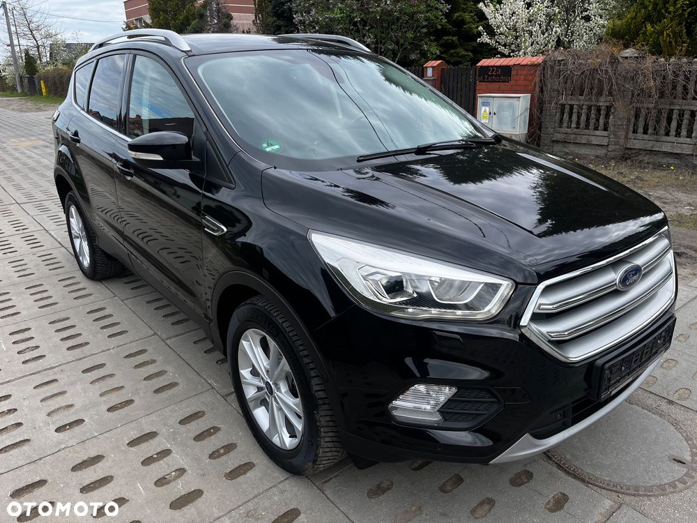 Ford Kuga 2.0 TDCi FWD Titanium Plus - 29