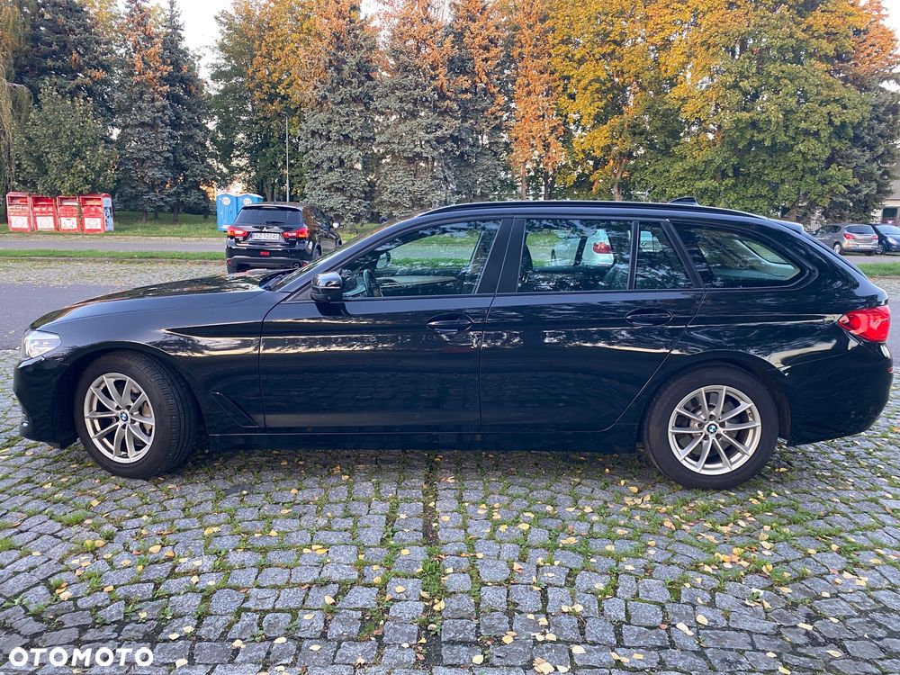 BMW Seria 5 530d Touring - 31