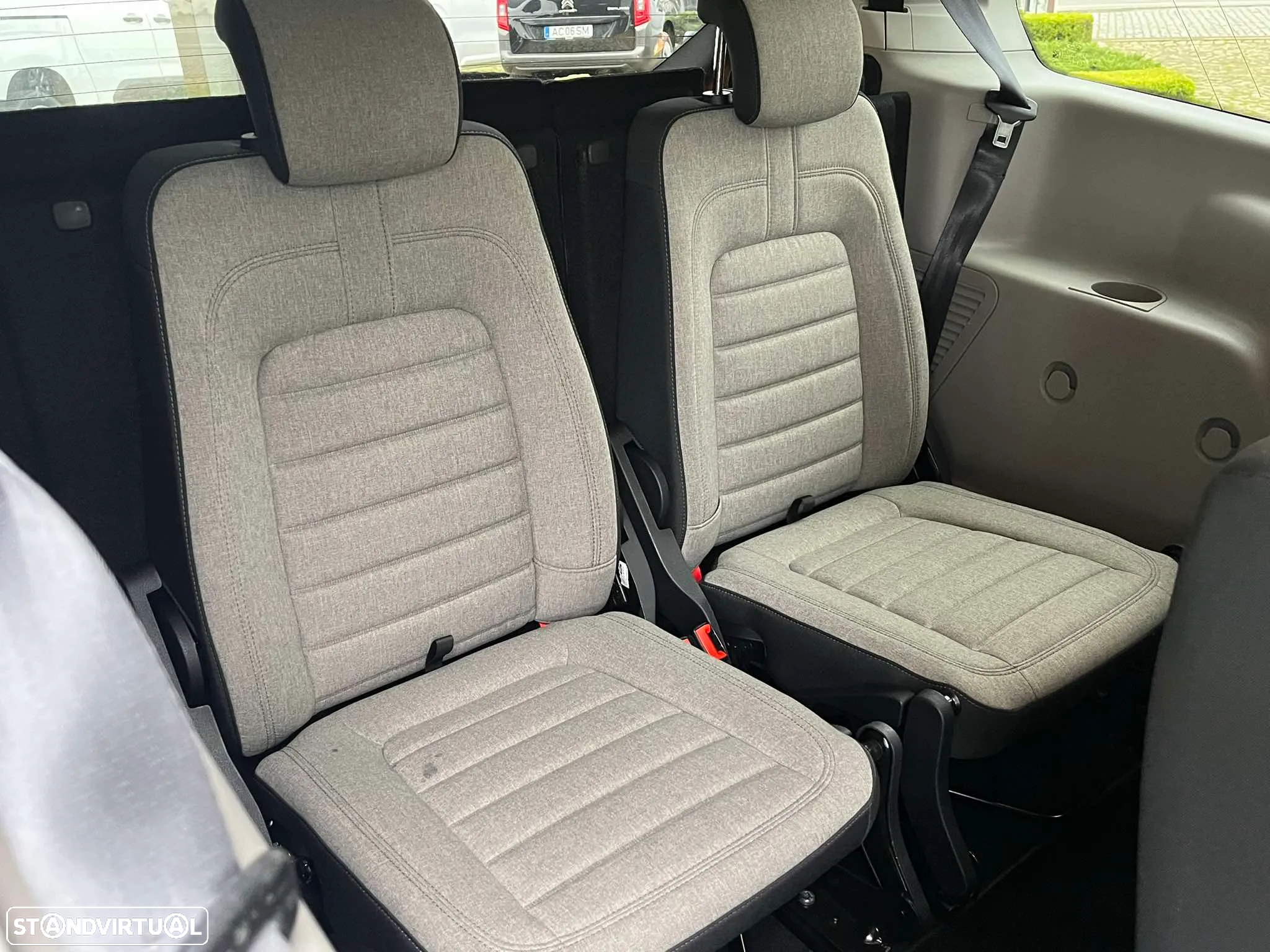 Ford Tourneo Connect Grand 1.5 TDCi Titanium - 46