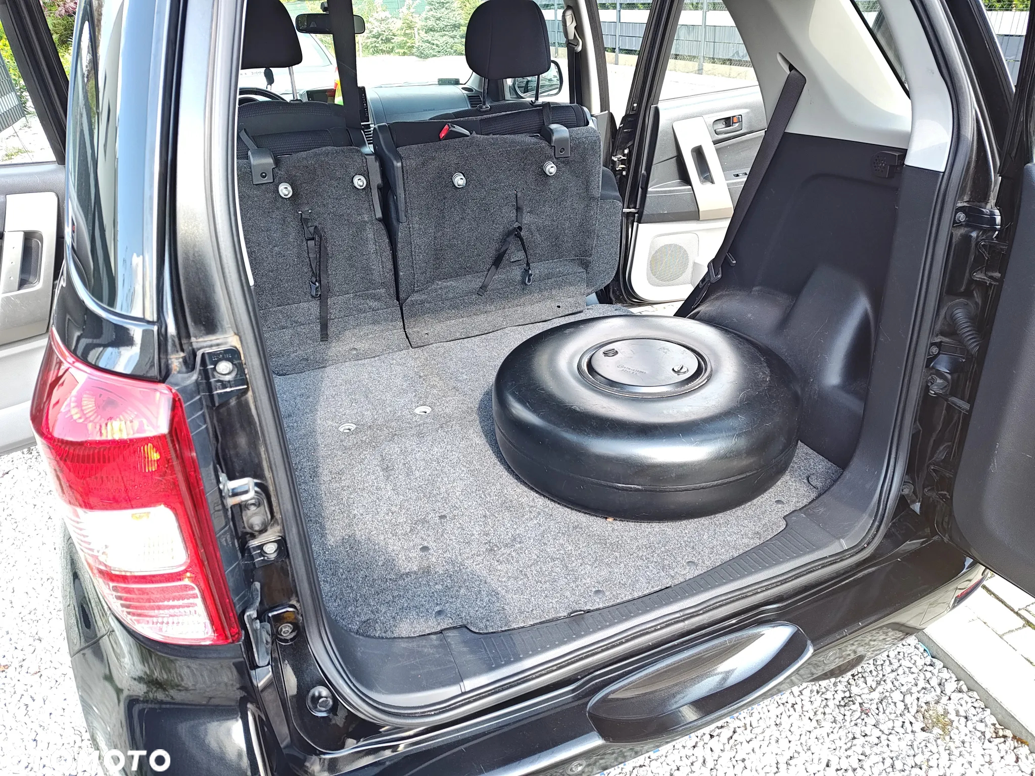 Daihatsu Terios 2WD Automatik TOP - 13