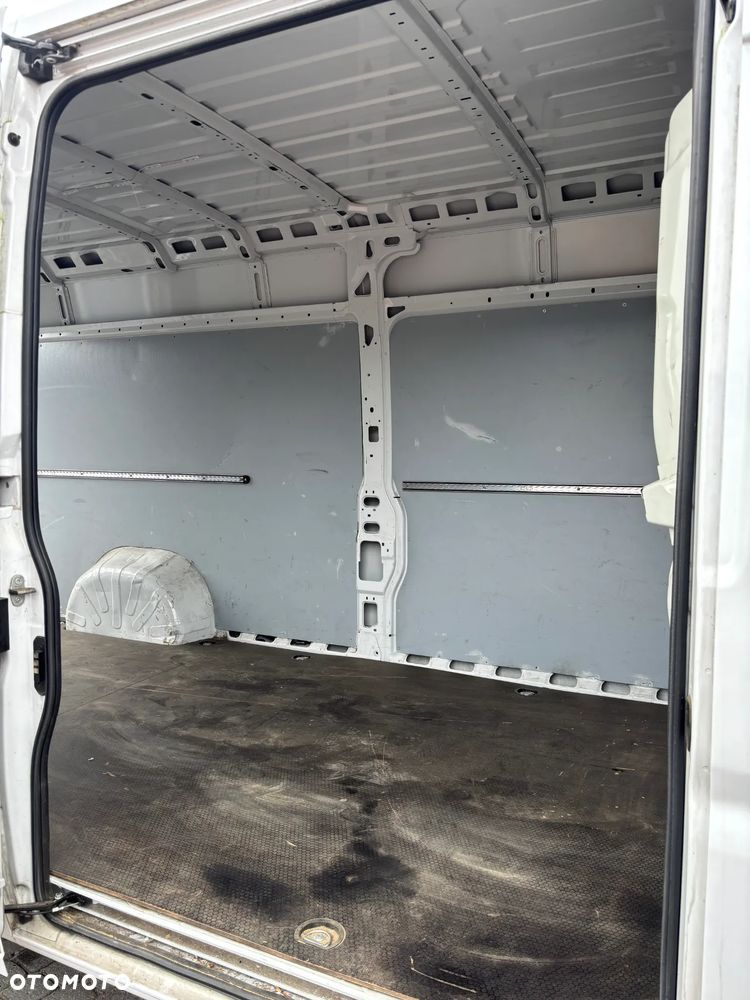 Opel Movano - 16