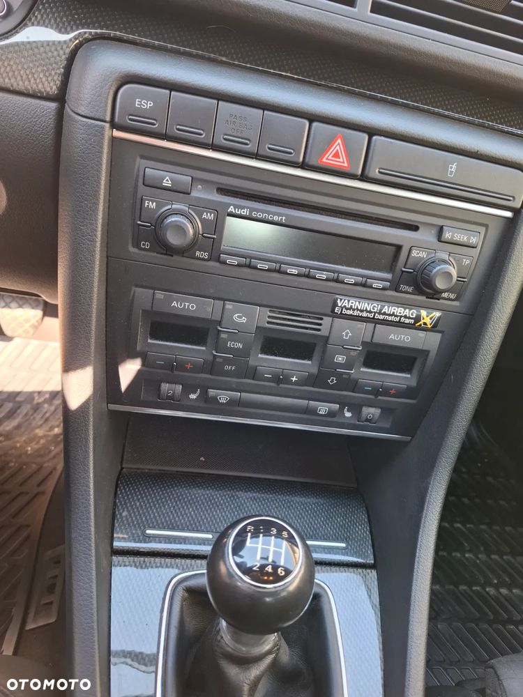 Audi S4 Limousine 4.2 Quattro - 25