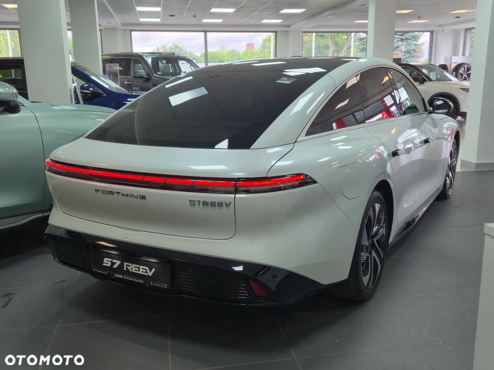 Forthing S7 REEV - 2