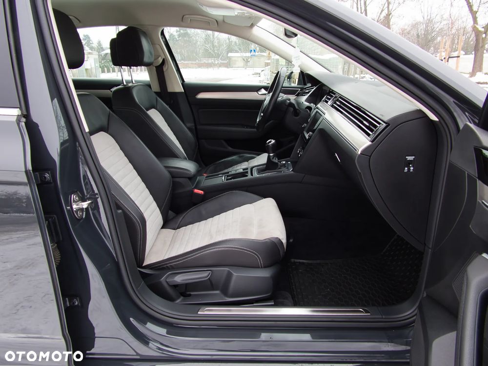 Volkswagen Passat 1.8 TSI BMT Highline - 20