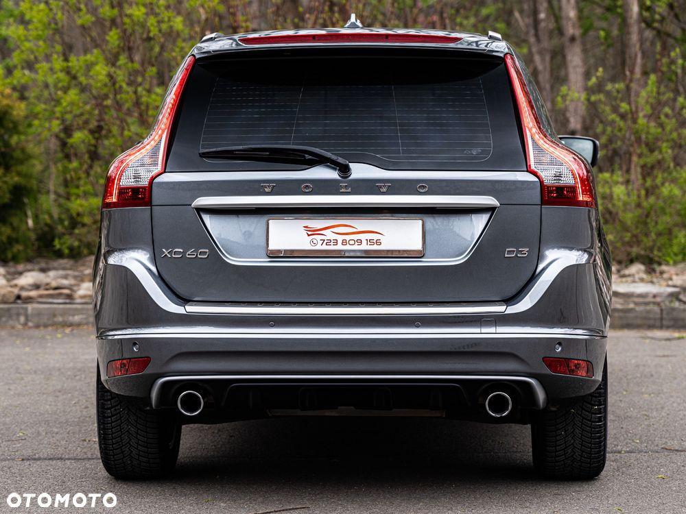Volvo XC 60 D3 Drive-E R-Design Momentum - 17