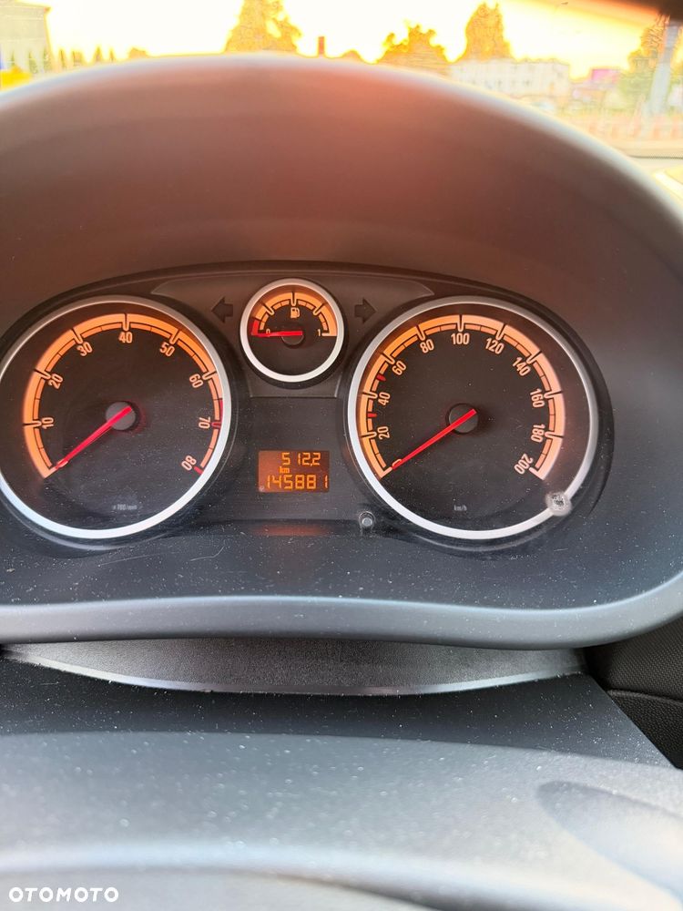Opel Corsa - 5