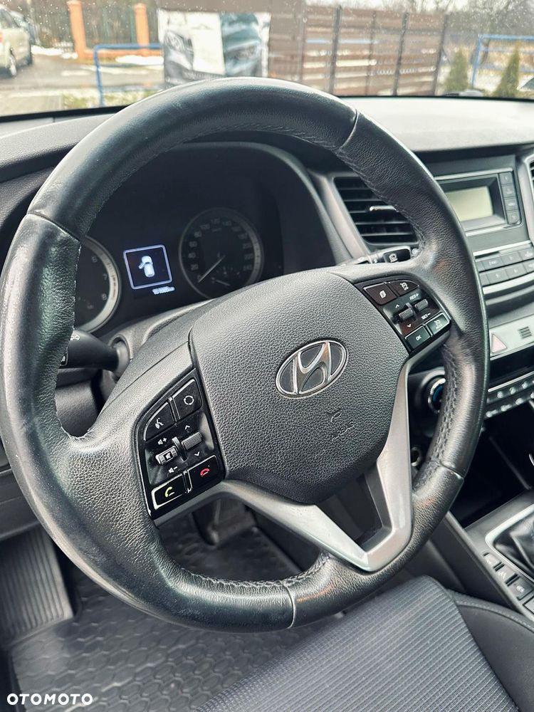 Hyundai Tucson 1.6 GDI BlueDrive Comfort 2WD - 22