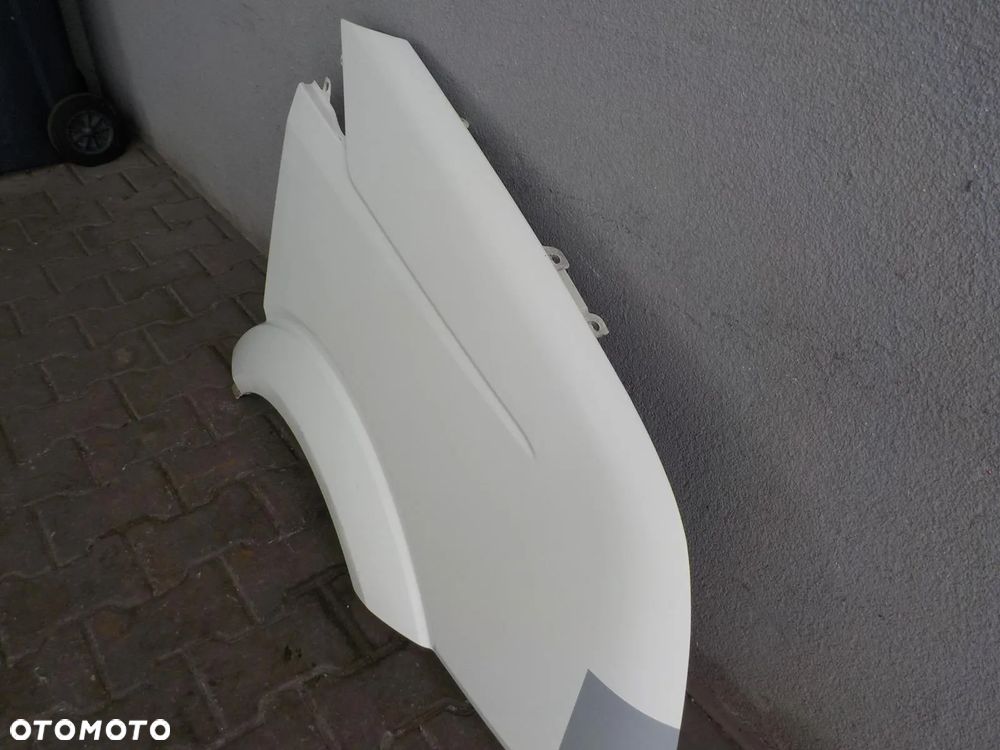 VW CRAFTER BŁOTNIK PRAWY PRZÓD BEZ RDZY - 4