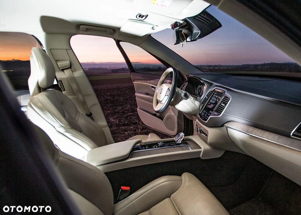 Volvo XC 90 B5 D AWD Inscription - 17