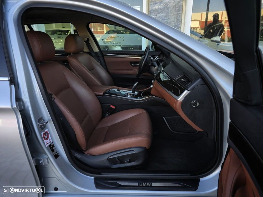 BMW 520 d Line Luxury Auto - 27
