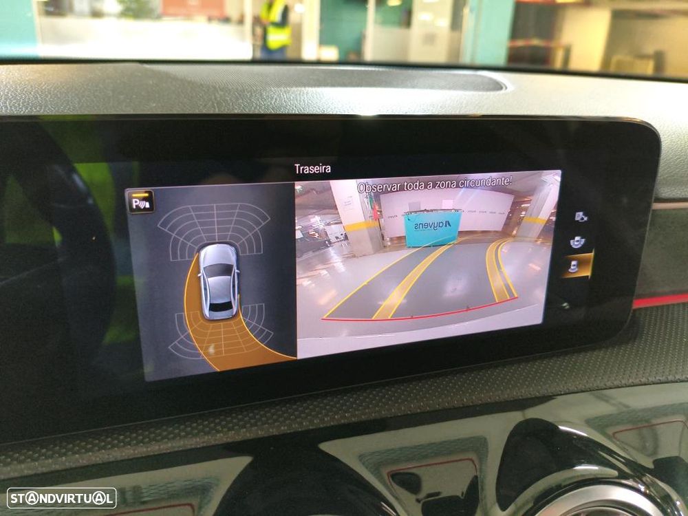 Mercedes-Benz A 200 Limousine ver-d-amg-line - 9