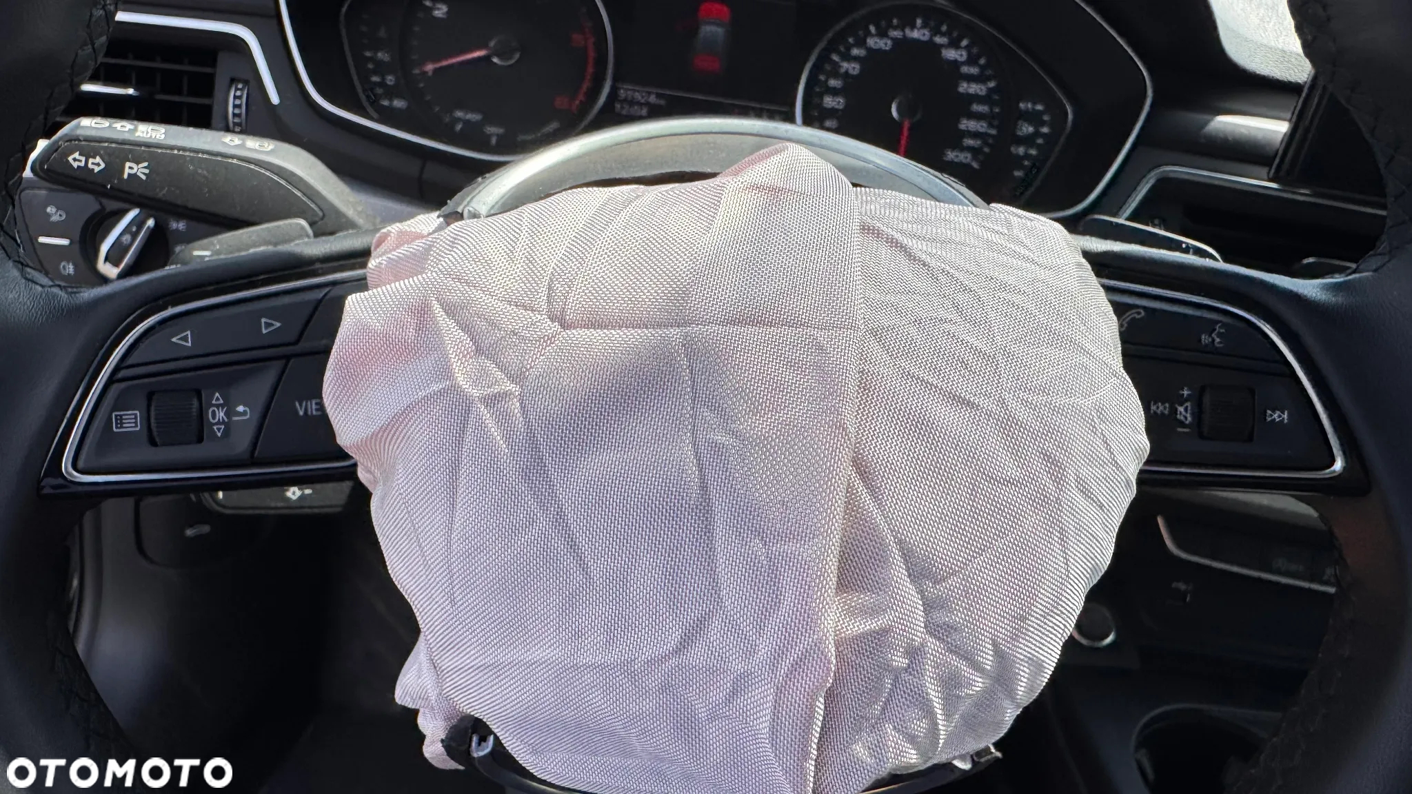 Audi A4 Avant 35 TDI S tronic advanced - 23