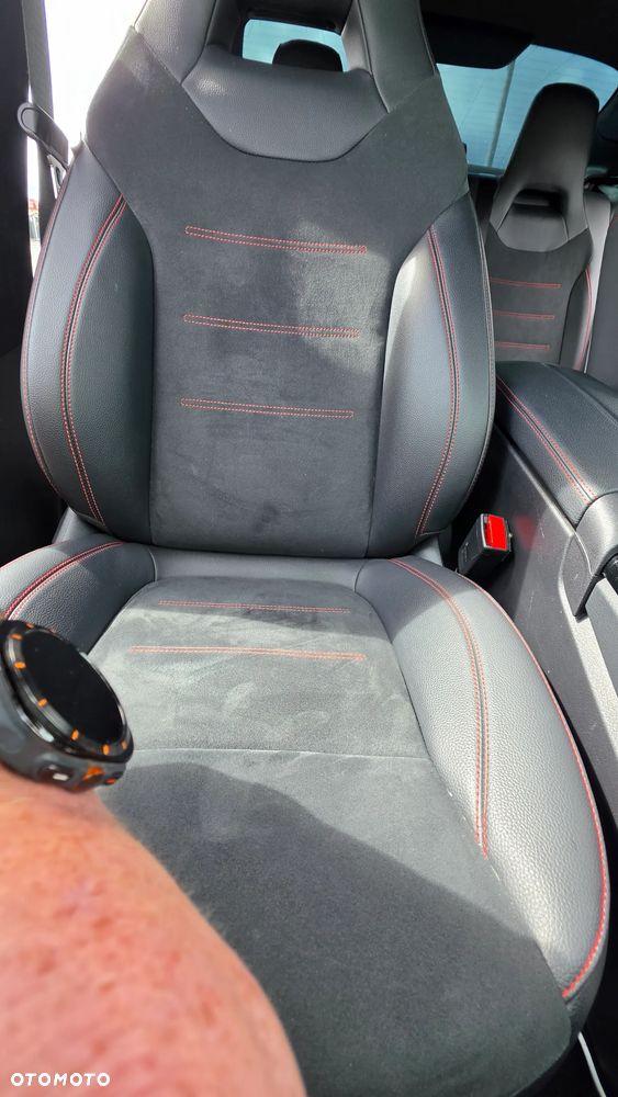 Mercedes-Benz CLA 180 AMG Line 7G-DCT - 13