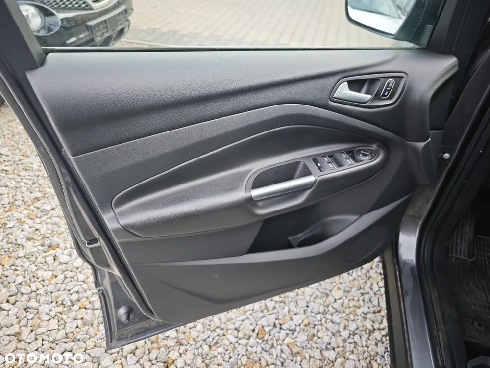 Ford Kuga 1.5 EcoBoost 2x4 Cool & Connect - 21