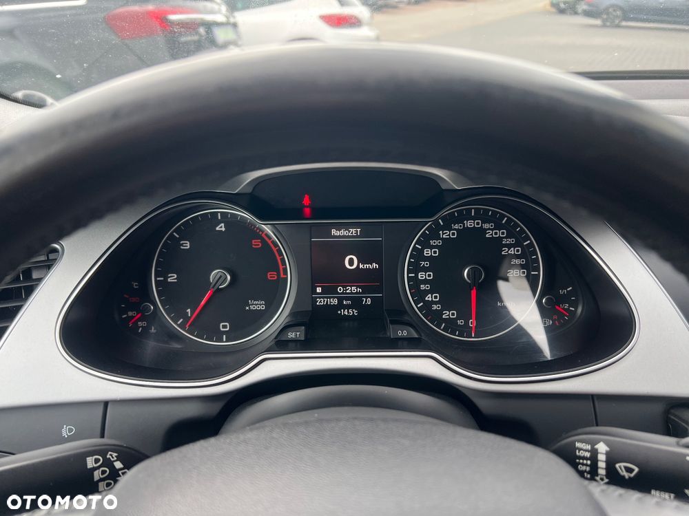 Audi A4 Avant - 32