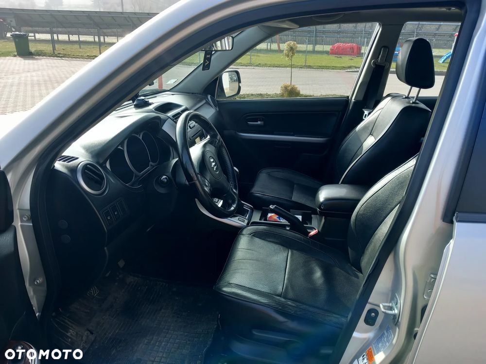Suzuki Grand Vitara - 5