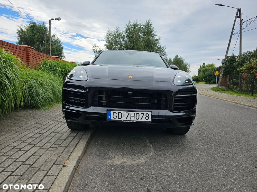 Porsche Cayenne Coupe Platinum Edition - 2