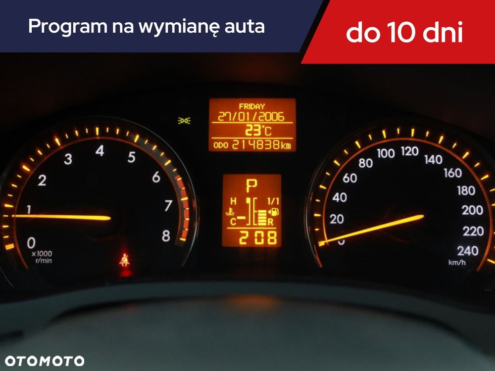 Toyota Avensis - 10