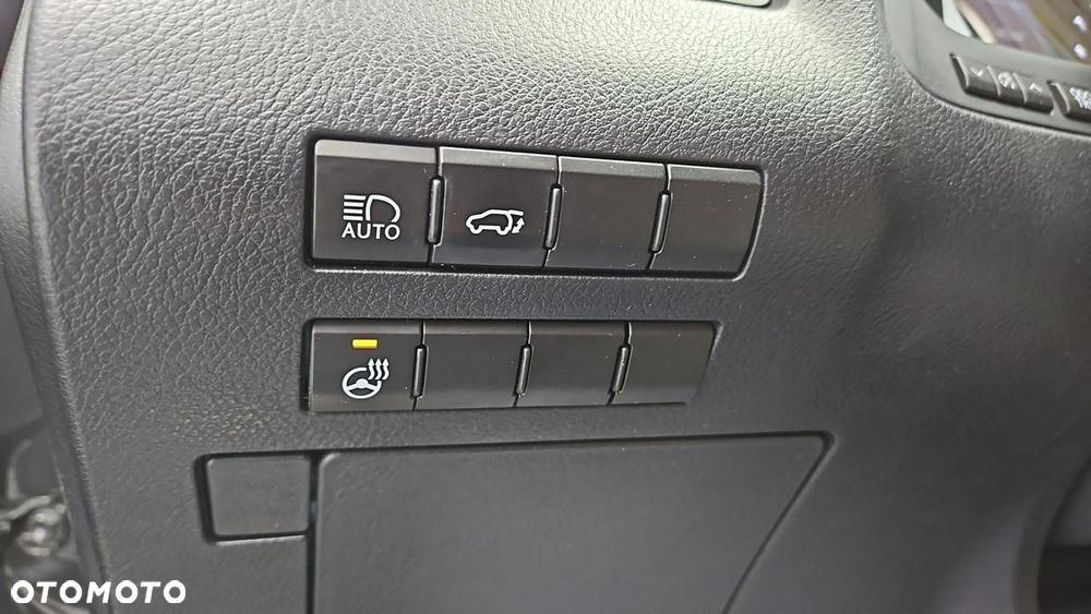 Lexus RX - 18