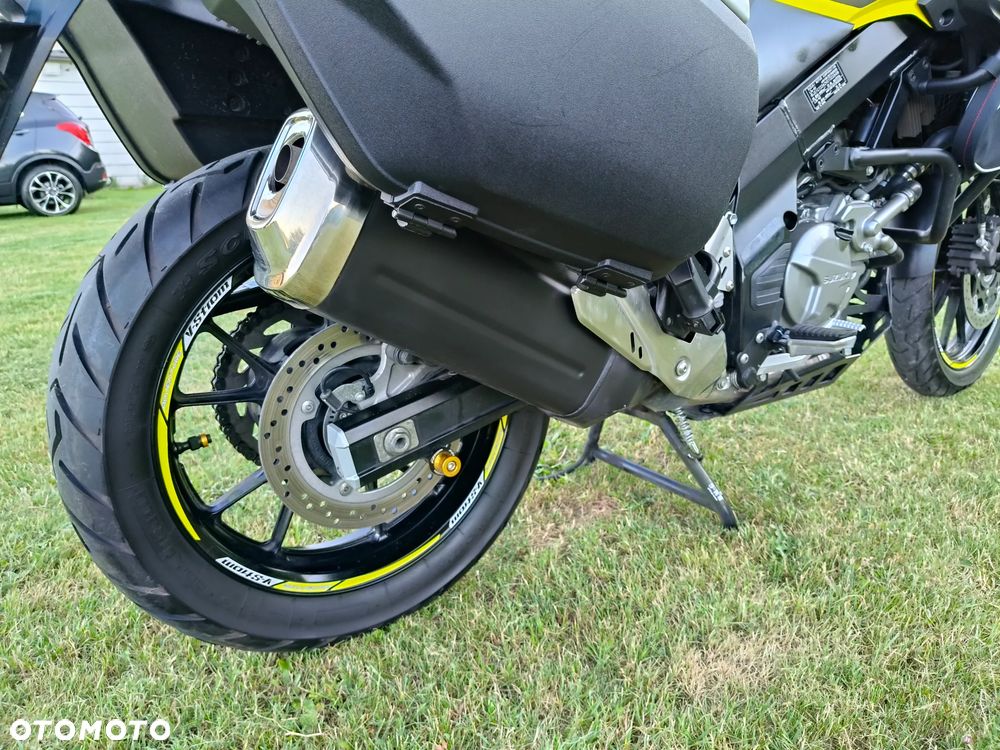 Suzuki V-STROM - 16