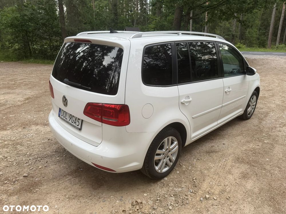 Volkswagen Touran - 6