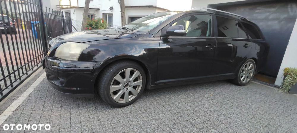 Toyota Avensis 2.0 D-4D - 3