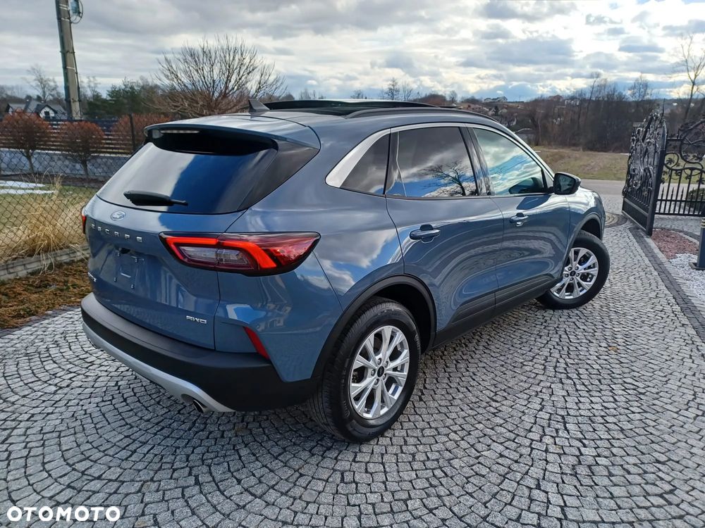 Ford Kuga - 27