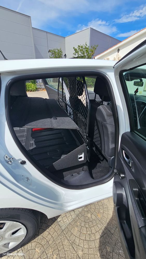 Renault Clio 1.5 dCi Zen - 28