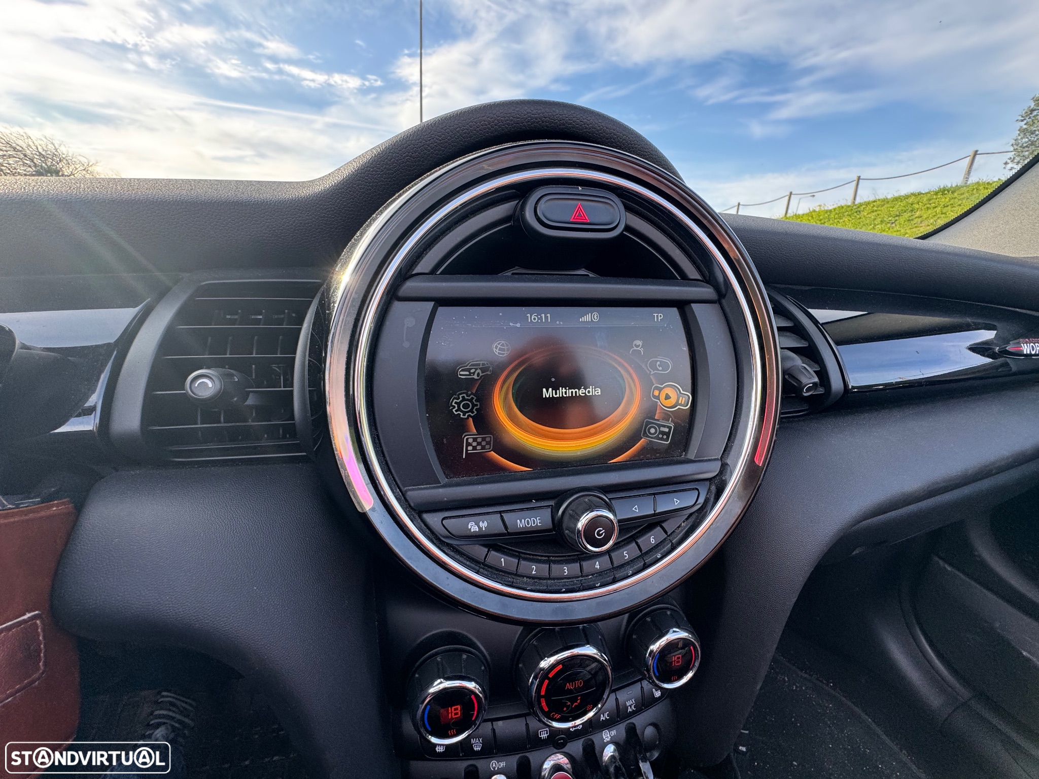 MINI Cabrio Cooper SD Auto Desportiva - 16