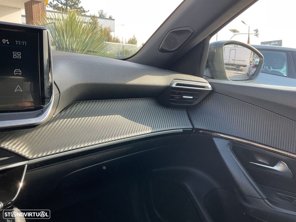 Peugeot 2008 1.2 PureTech Active Pack - 33