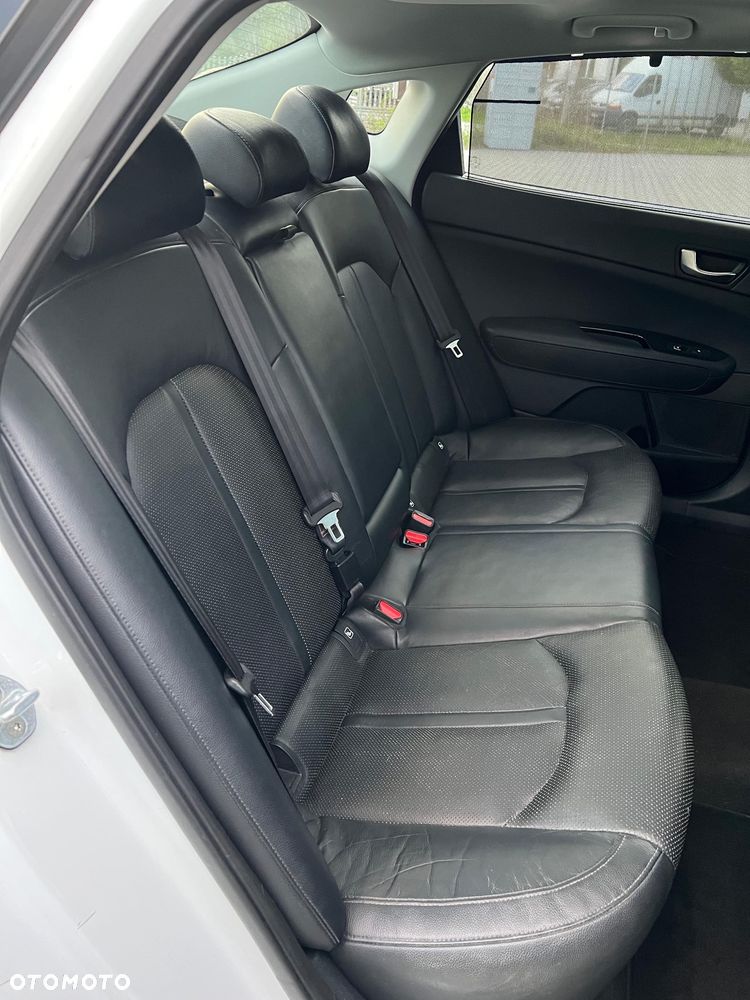 Kia Optima 1.7 CRDI L DCT - 10