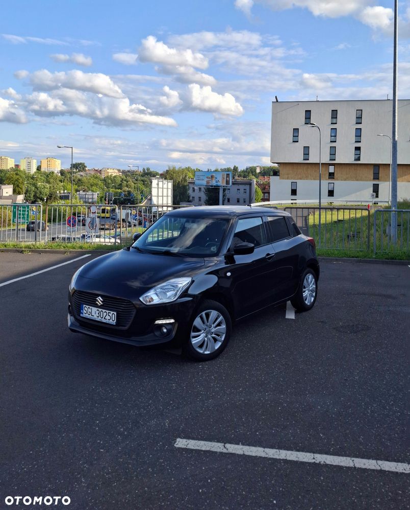 Suzuki Swift 1.2 Dualjet Allgrip Comfort - 1