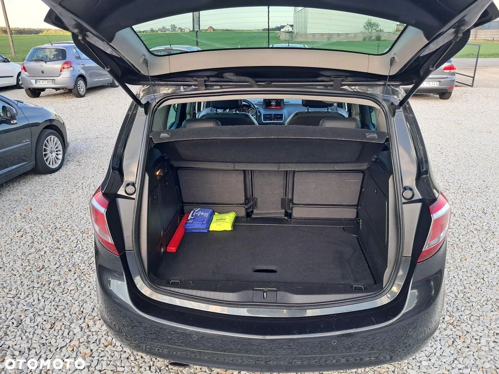 Opel Meriva 1.4 T Cosmo - 13