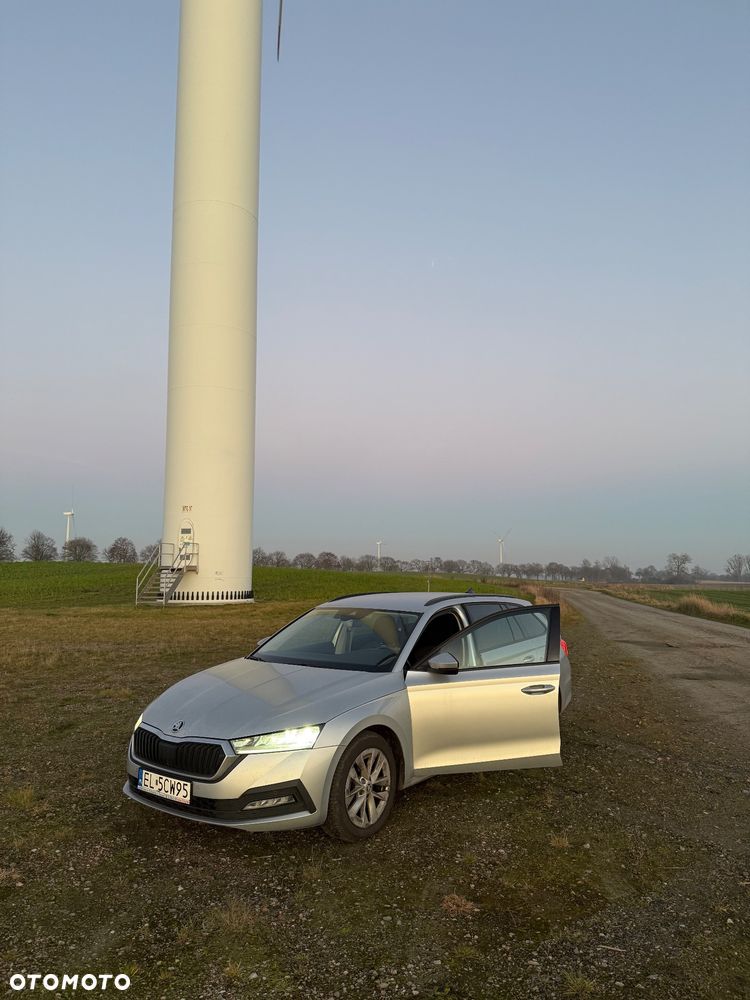 Skoda Octavia 2.0 TDI SCR Ambition DSG - 3