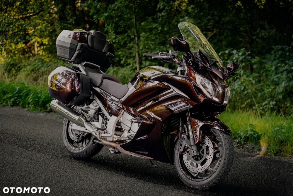 Yamaha FJR - 13