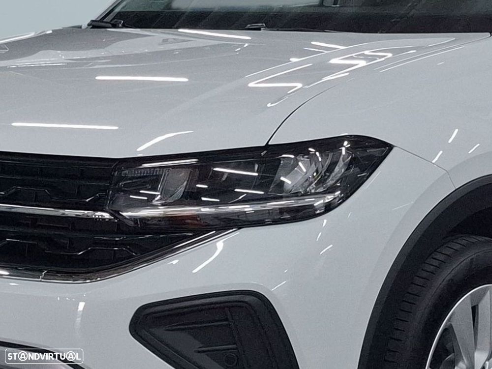 Volkswagen T-Cross 1.0 TSI Urban — fotografia 3