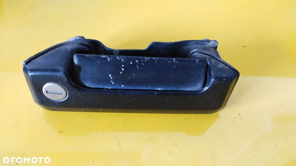 KLAMKA DRZWI PRZESUWNYCH VW T4 701843730B - 1