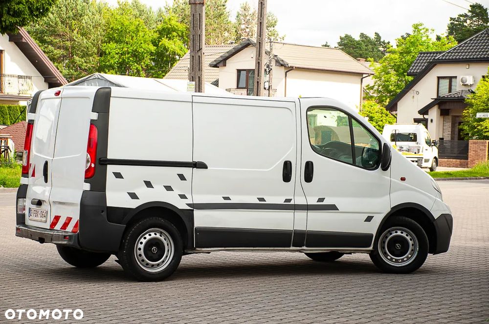 Opel VIVARO - 22