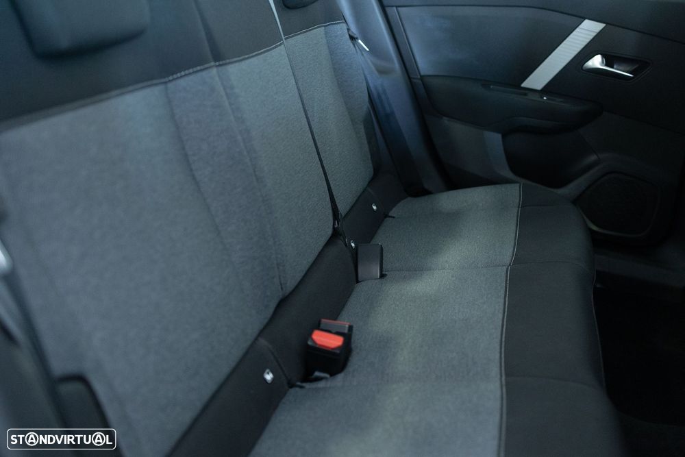Citroën C4 X 1.2 Hybrid Max e-DSC6 - 37