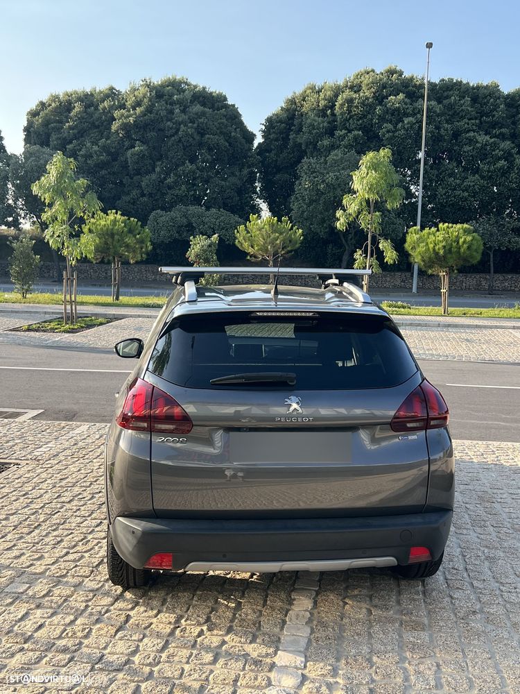 Peugeot 2008 1.2 PureTech Allure EAT6 - 15