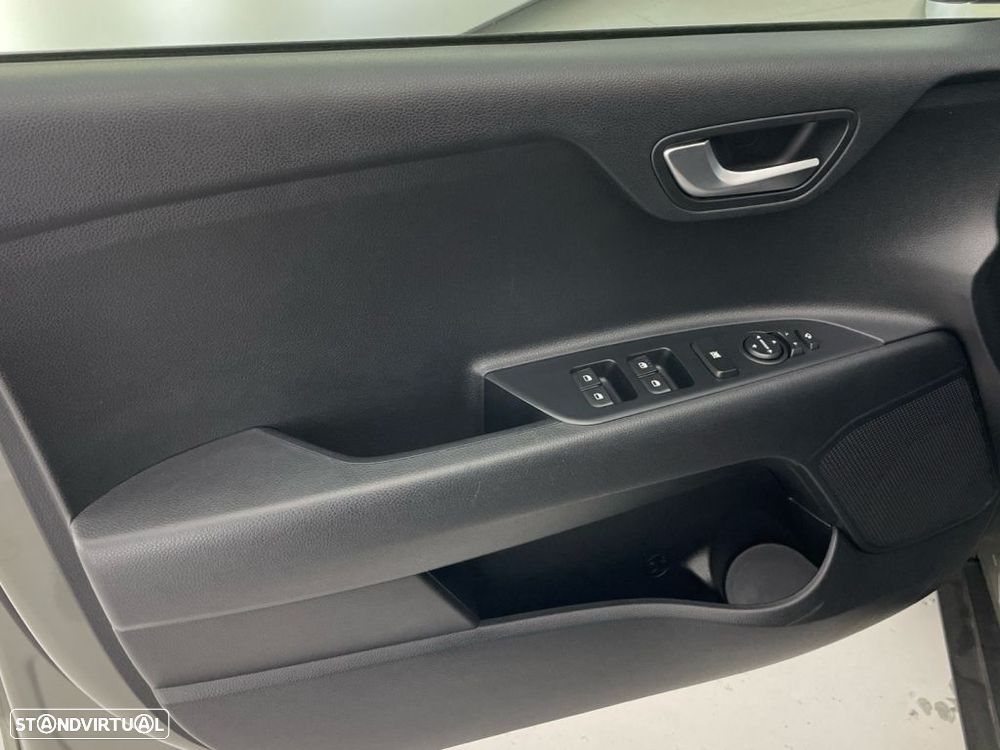 Kia Stonic 1.0 T-GDI Drive - 17