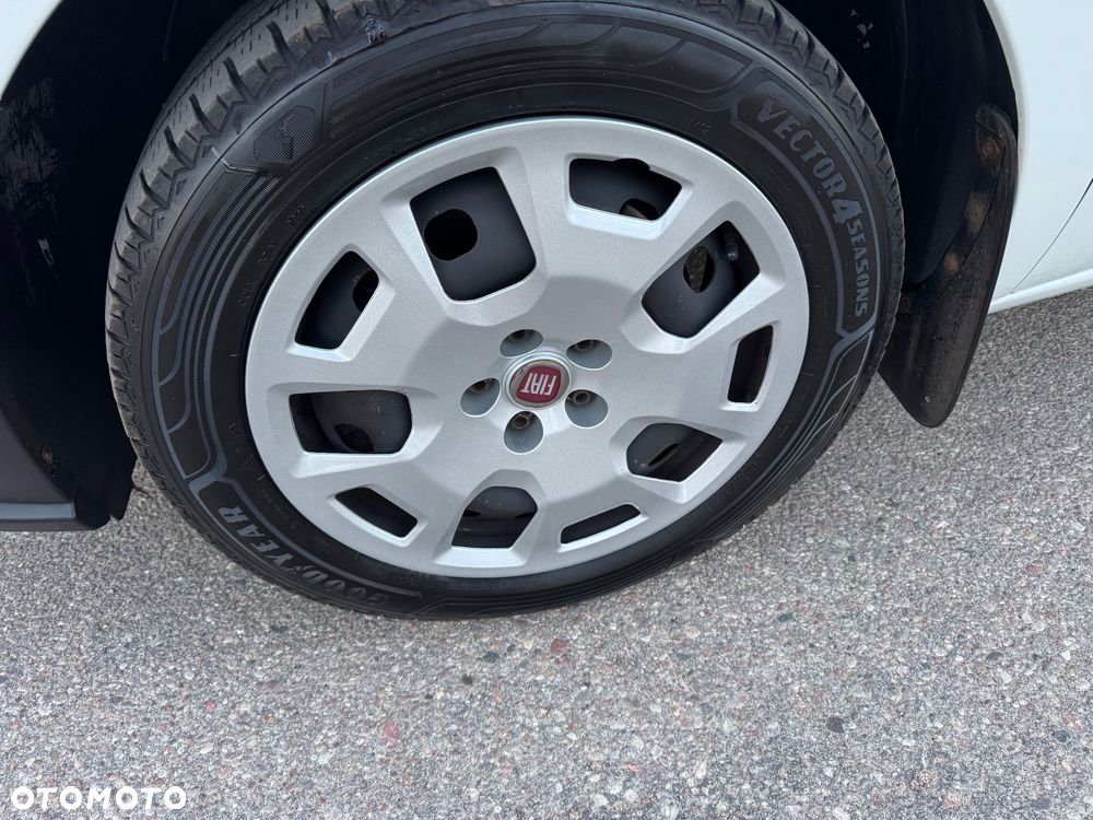Fiat Doblo - 11