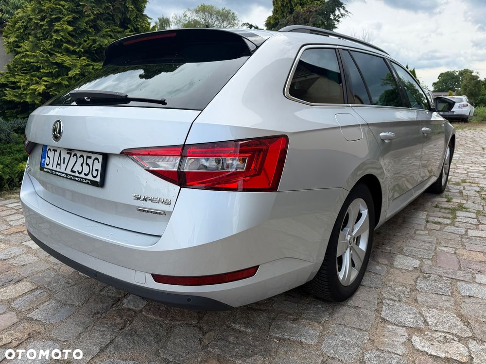 Skoda Superb 1.6 TDI GreenLine - 6