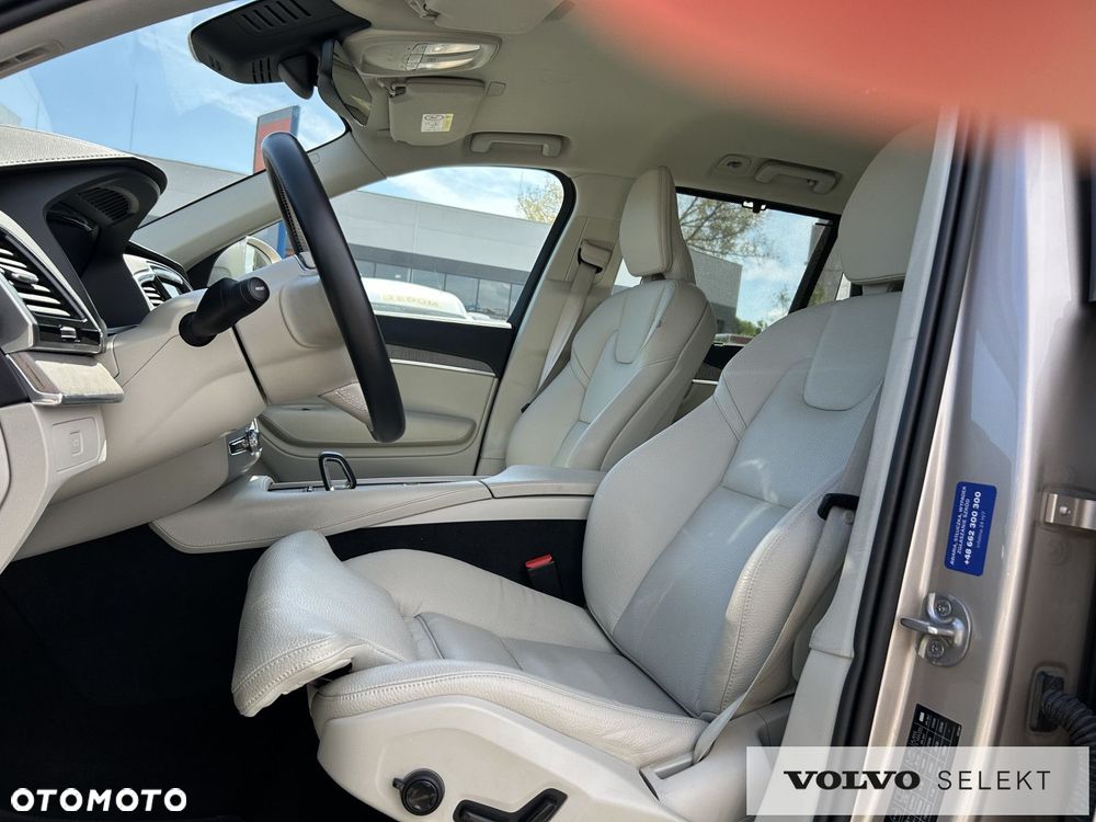Volvo XC 90 - 14