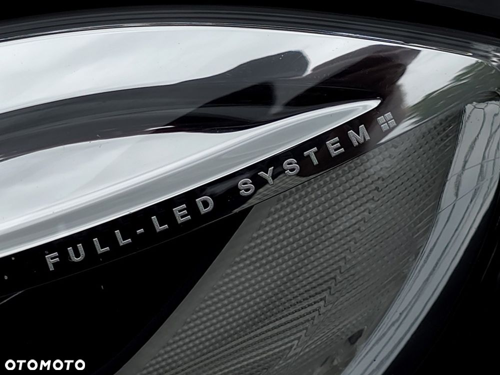 Volvo V40 D3 Drive-E Momentum - 31