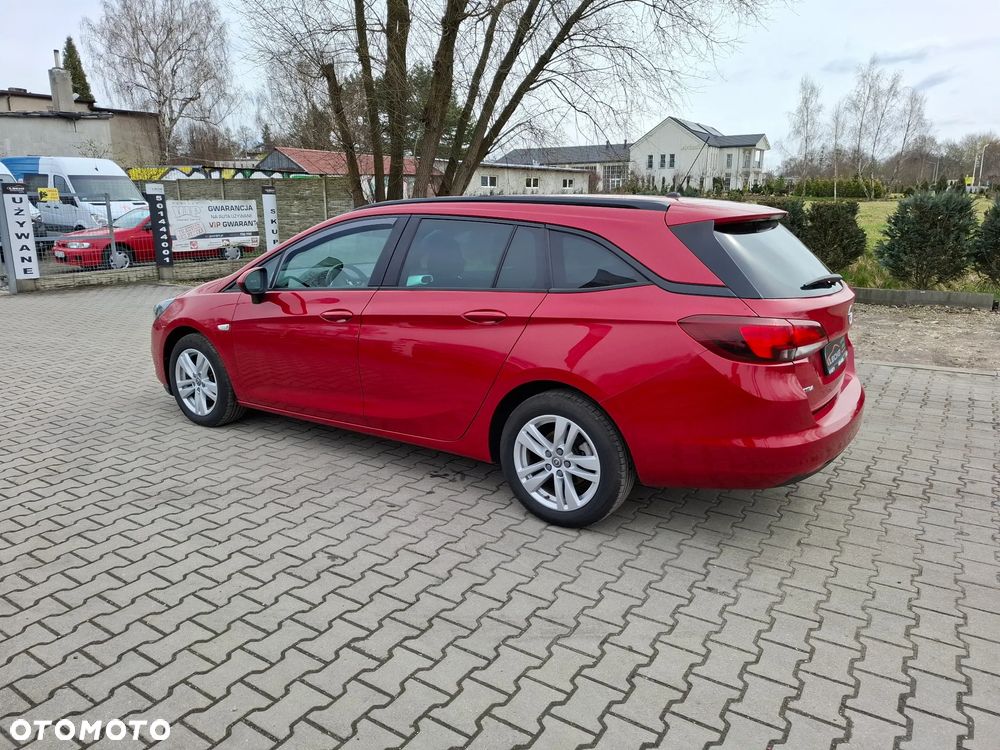 Opel Astra 1.2 T Edition S&S - 28