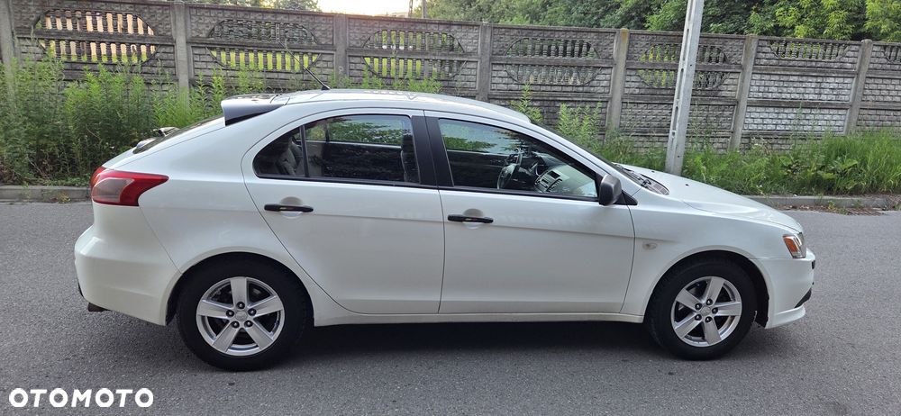 Mitsubishi Lancer 1.5 Inform - 5